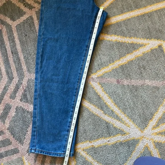 SHEIN Elastic Cinch Waist Button Fly Jeans - 27 - Picture 5 of 7